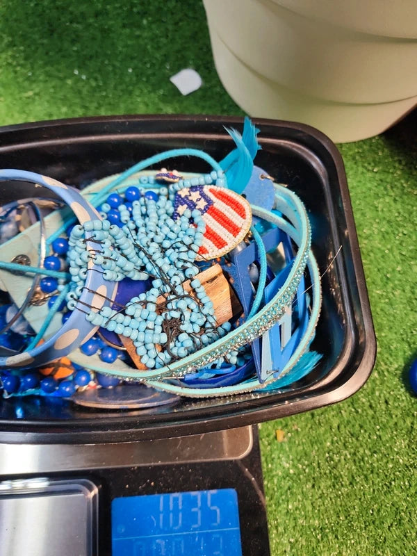 https://images1.vinted.net/t/06_005df_wGy4WQ56GF3vpmYdNrAV5vHB/f800/1778067633.webp?s=be838df320d469fe3a0ab8cdcc674f7a3e8d7726
