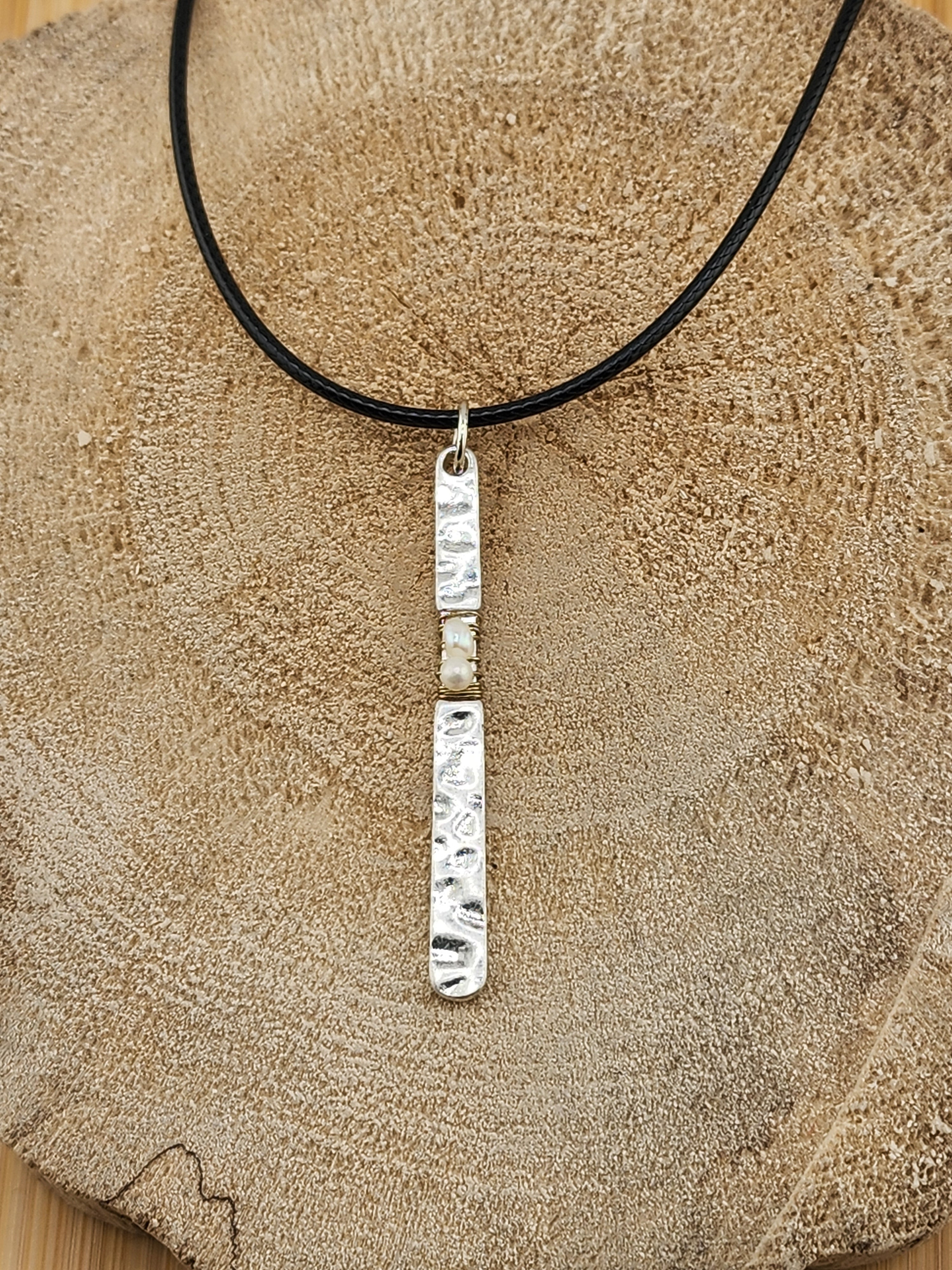 18in Adjustable Handmade Silver Tone Bar Pendant Necklace with Pearl Accent