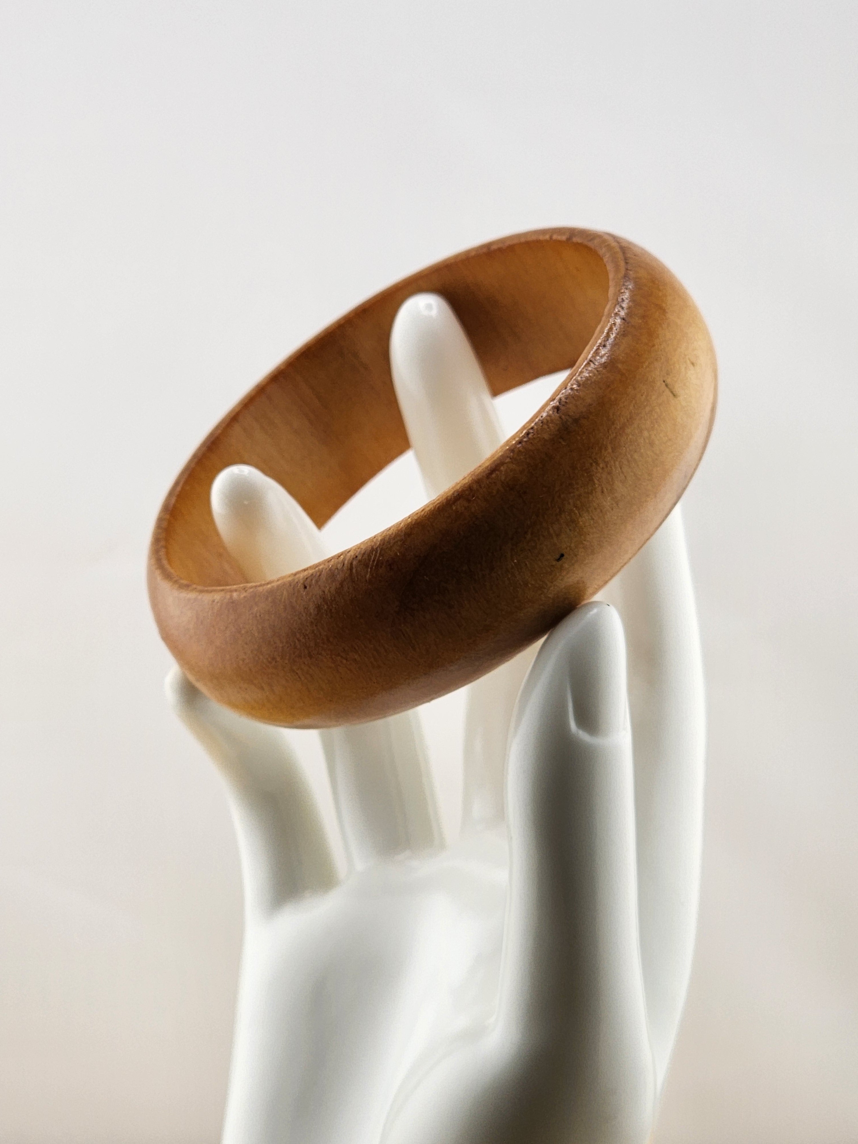8in Wooden Bangle Bracelet — Brown 0518