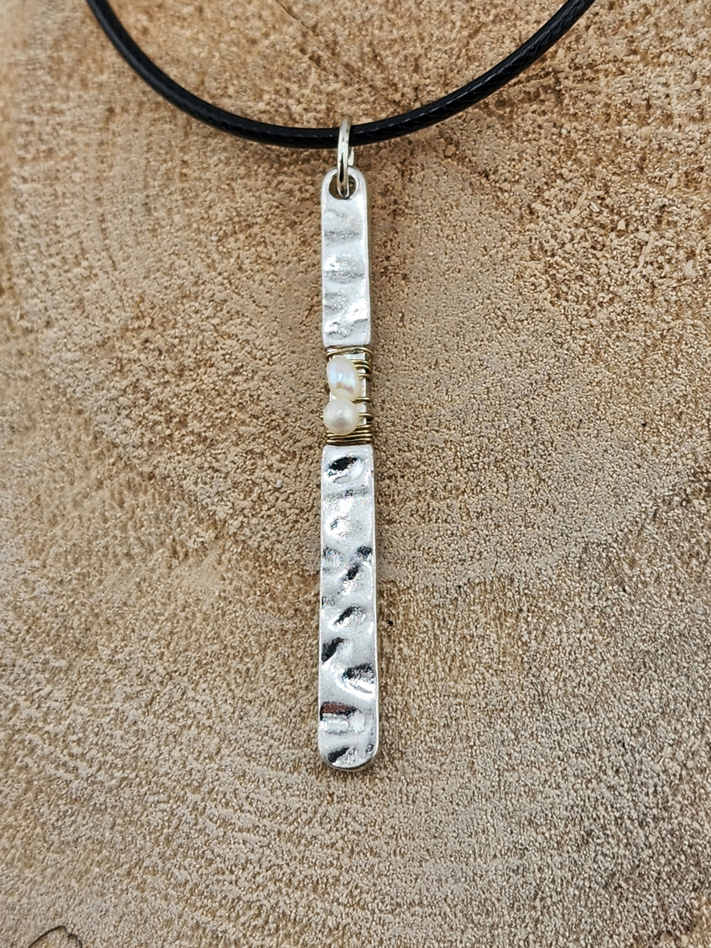 18in Adjustable Handmade Silver Tone Bar Pendant Necklace with Pearl Accent
