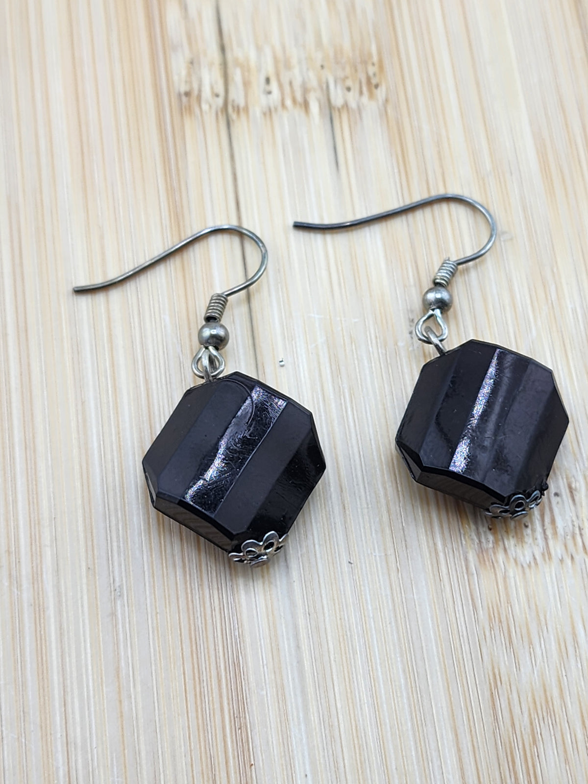 Black Faceted Bead Drop Earrings - Elegant Women's Jewelry 0627